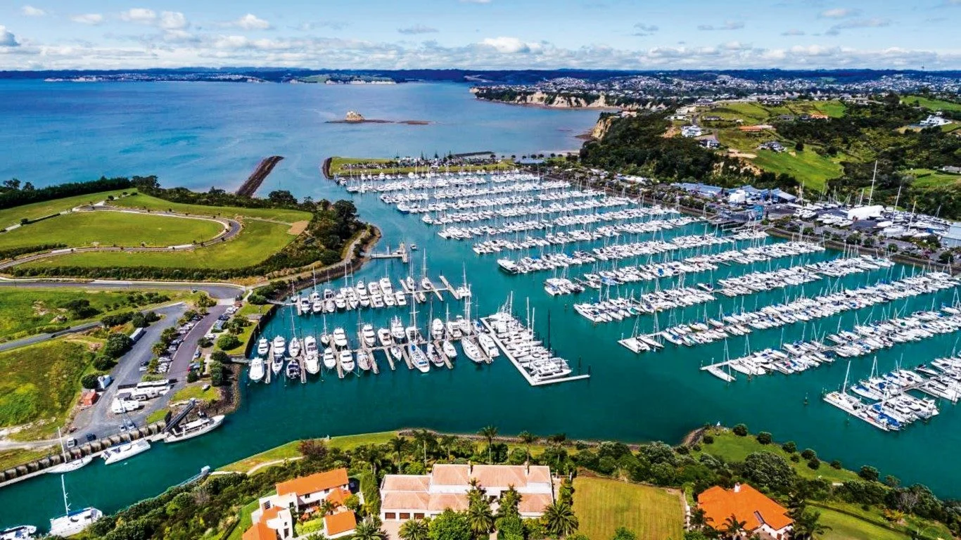 Gulf Harbour 16m O Pier