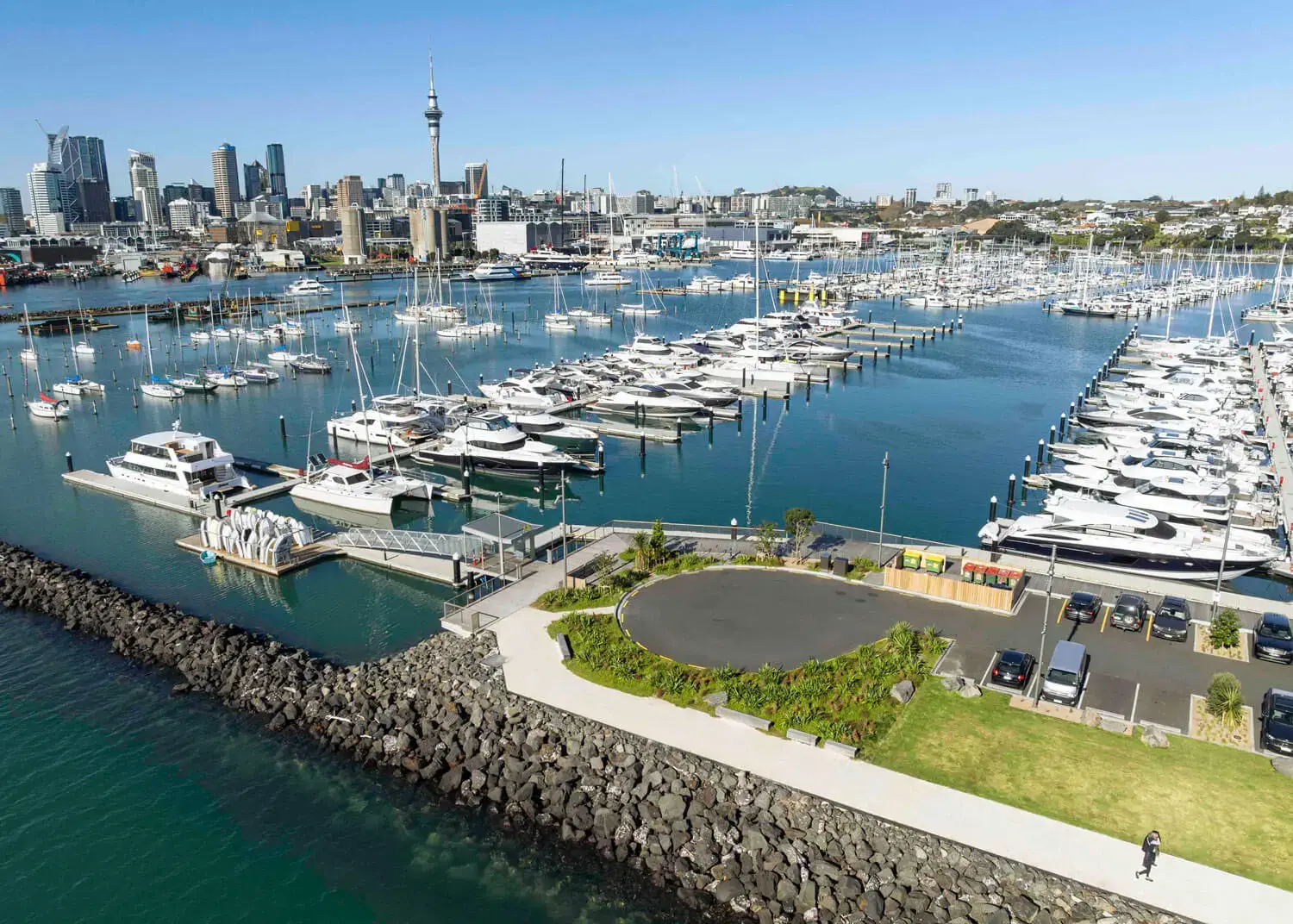 Westhaven-Marina-52-Hero