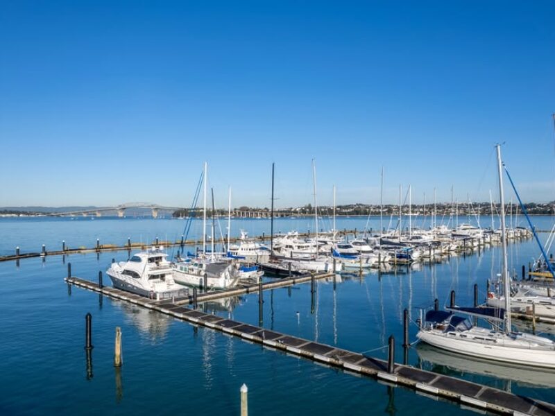 For Rent 25m berth Bayswater